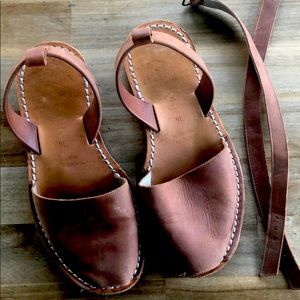 Mibo Pons Avarcas with ankle strap